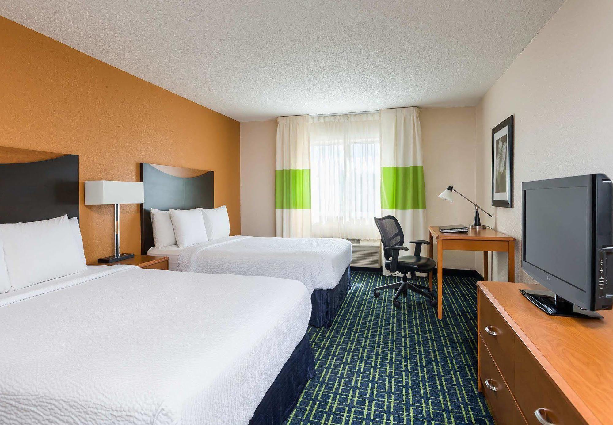 Fairfield Inn & Suites Гранд-Рапидс Экстерьер фото
